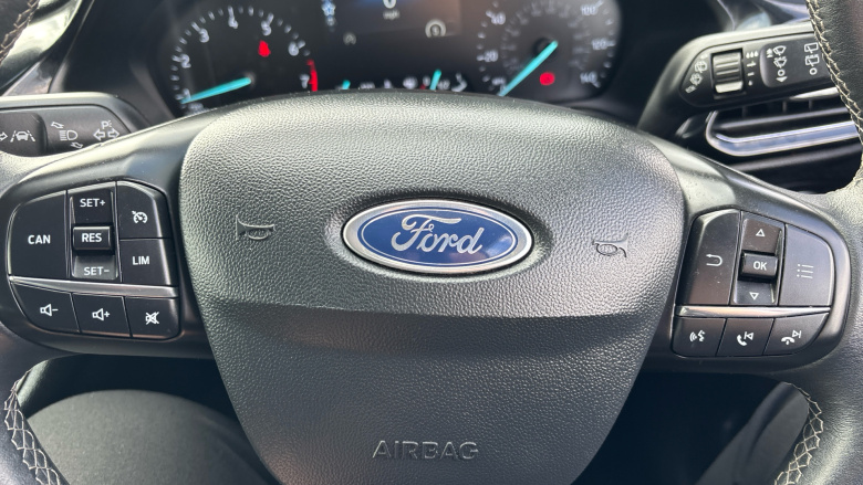 Ford Fiesta 1.0 EcoBoost Titanium 5dr Petrol Hatchback